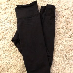 Lululemon Wunder Under